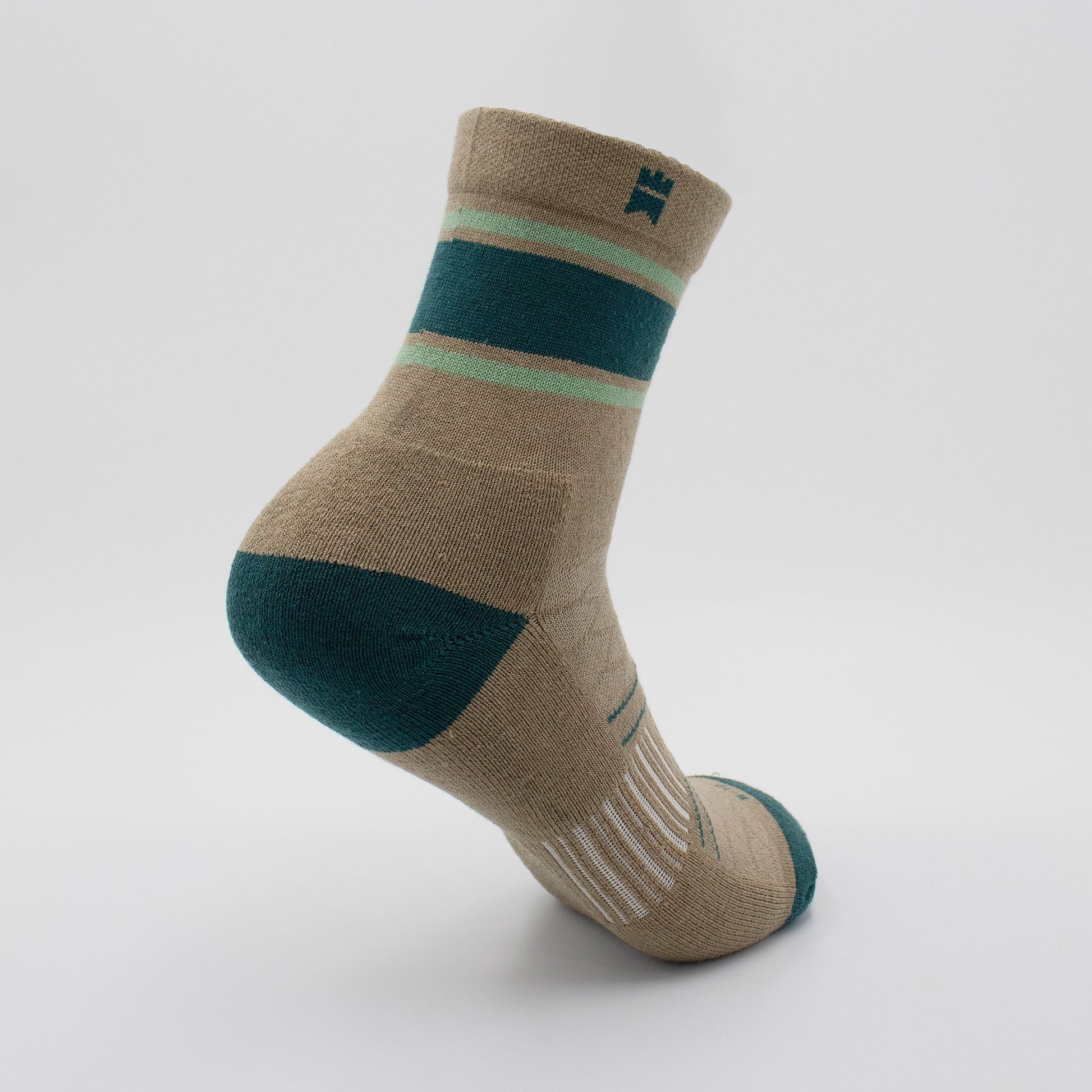Karoo Collection (3 Colours) - Half - Crew Height Socks - T - W - AA - 2292 - Gilnokie